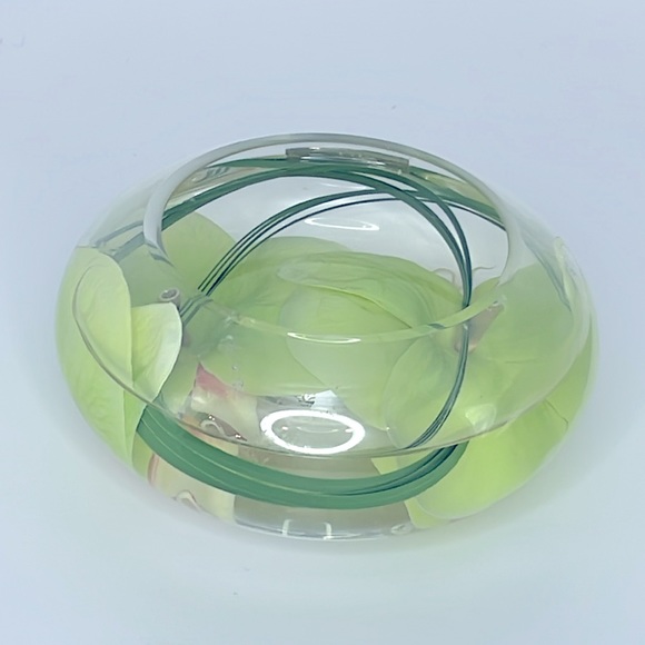 Green Phalaenopsis Tea Light Candle Holder - Picture 4 of 4